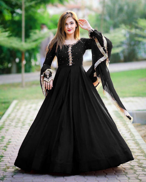 3 Pcs Women's Stitched Chiffon Embroidered Maxi Suit